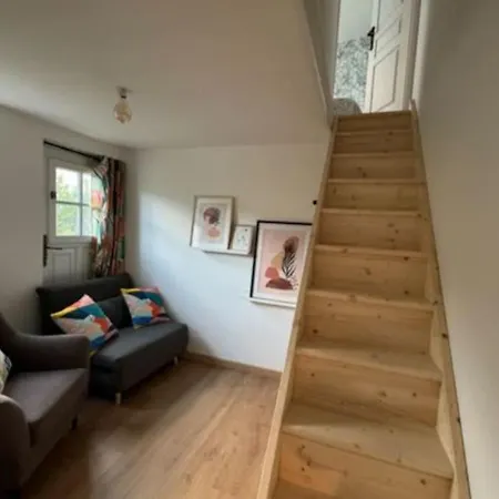 A 8 Minutes A Pied De La Gare Apartman *